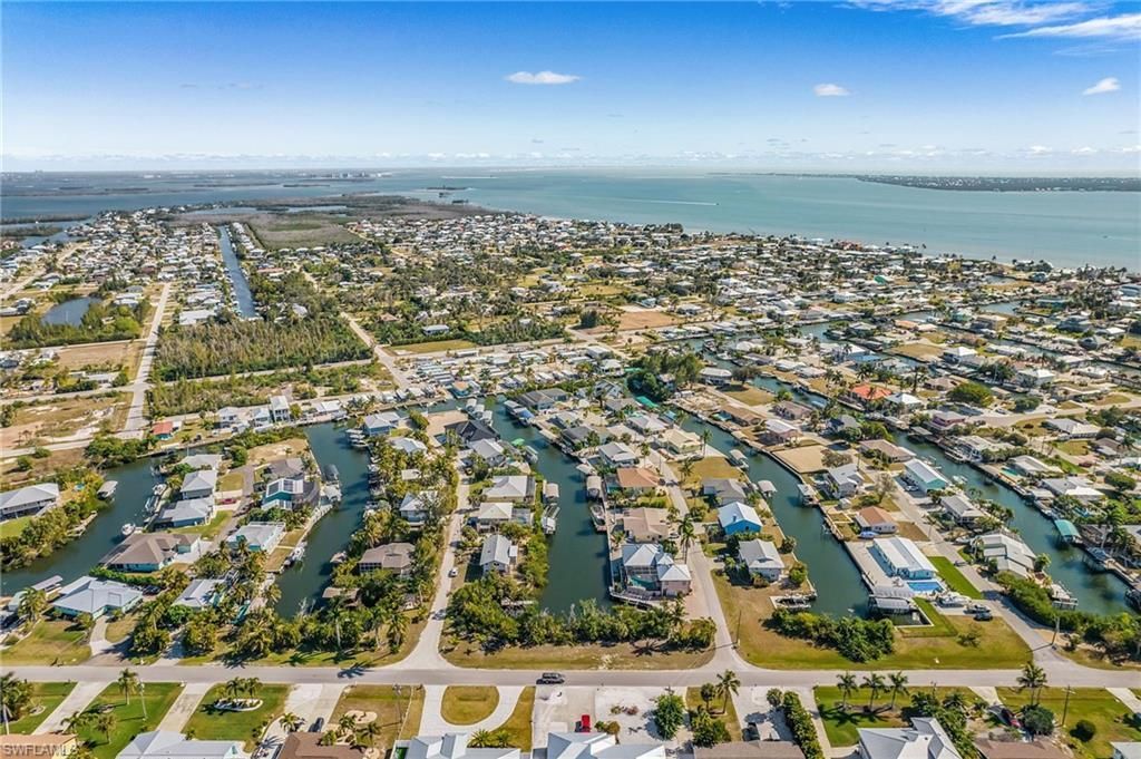 3627 Schooner Ln, Saint James City, FL 33956 Photo