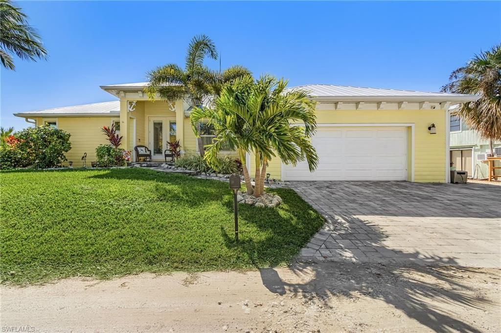 3627 Schooner Ln, Saint James City, FL 33956 Photo