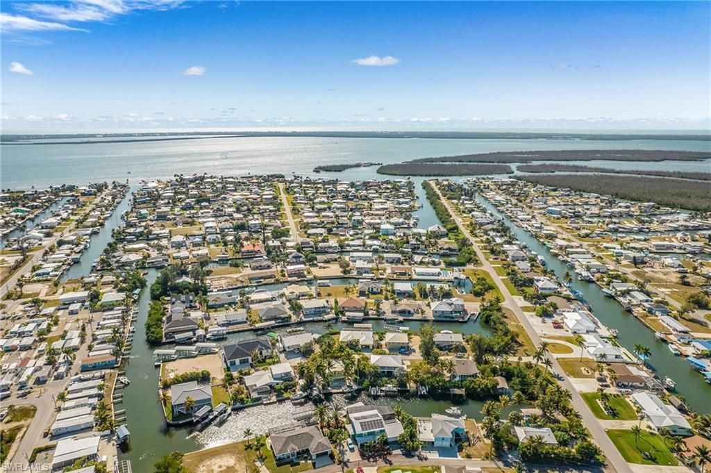 3627 Schooner Ln, Saint James City, FL 33956 Photo