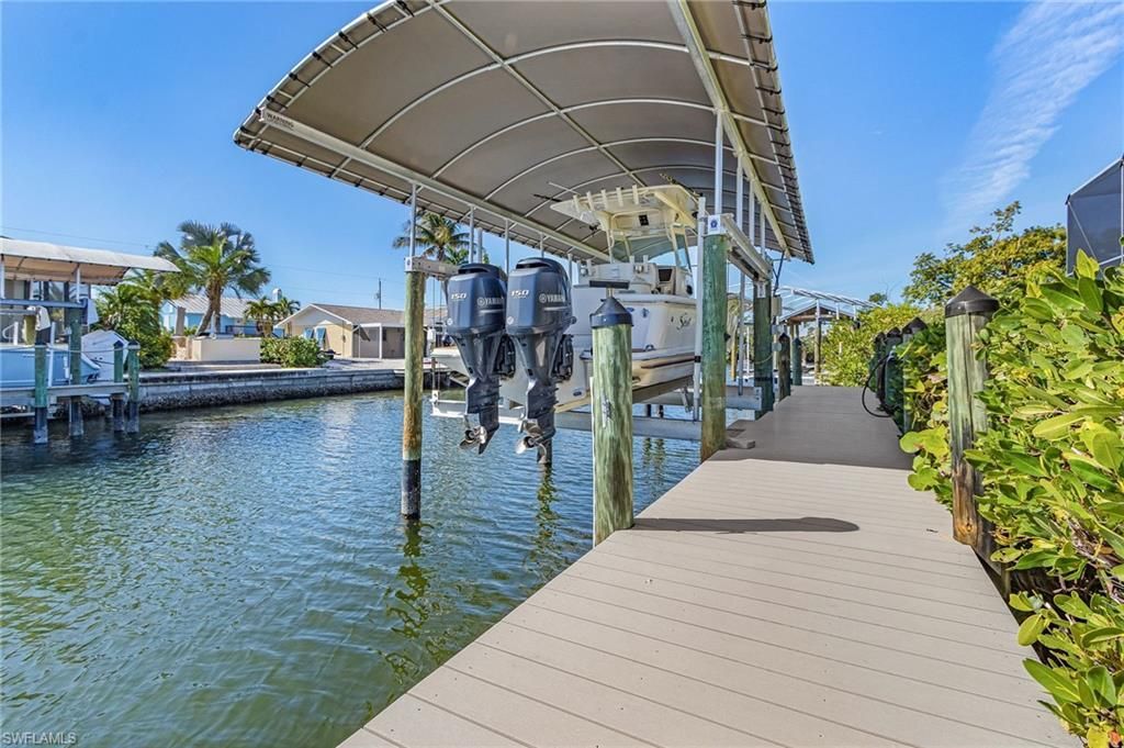 3627 Schooner Ln, Saint James City, FL 33956 Photo