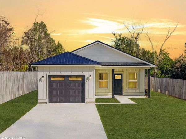 150 Bayou Avenue, Panama City, FL 32401