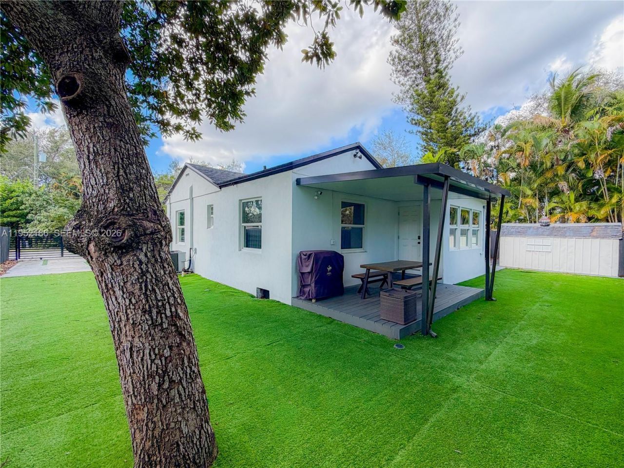 8281 NE 2nd Ct, Miami, FL 33138 Photo