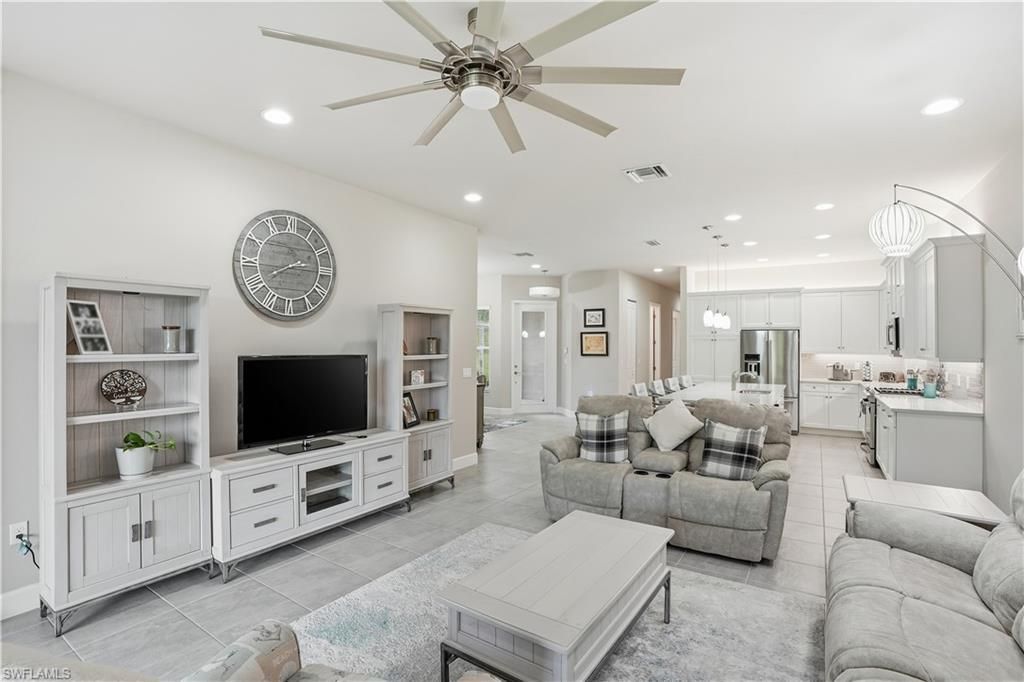 28400 Halton Ln, Bonita Springs, FL 34135 Photo