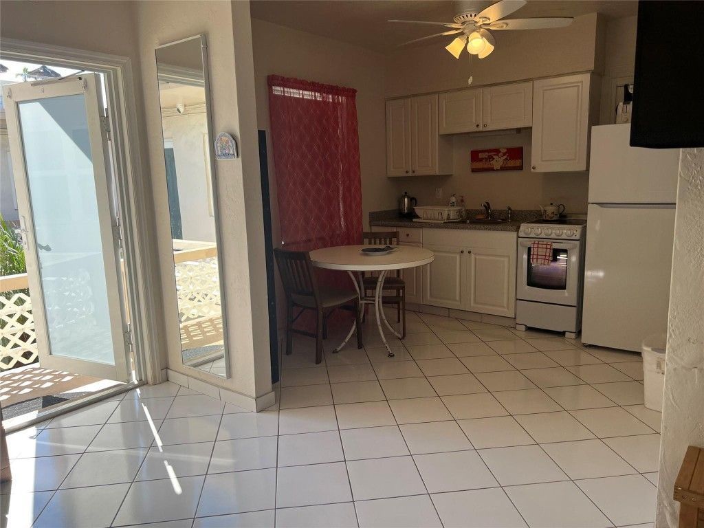 1315 N Ocean Drive, Unit 205, Hollywood, FL 33019 Photo