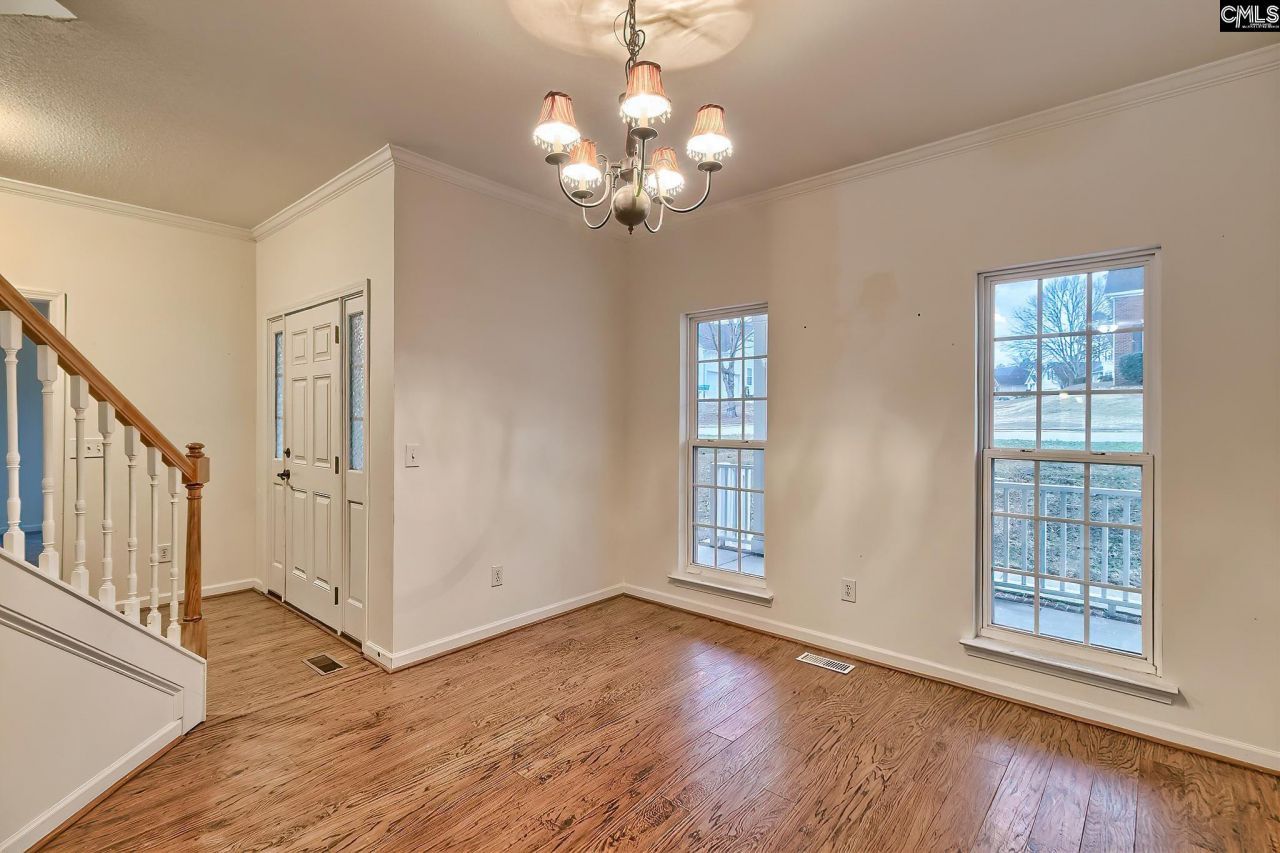 18 Persimmon Wood Court  Photo 8