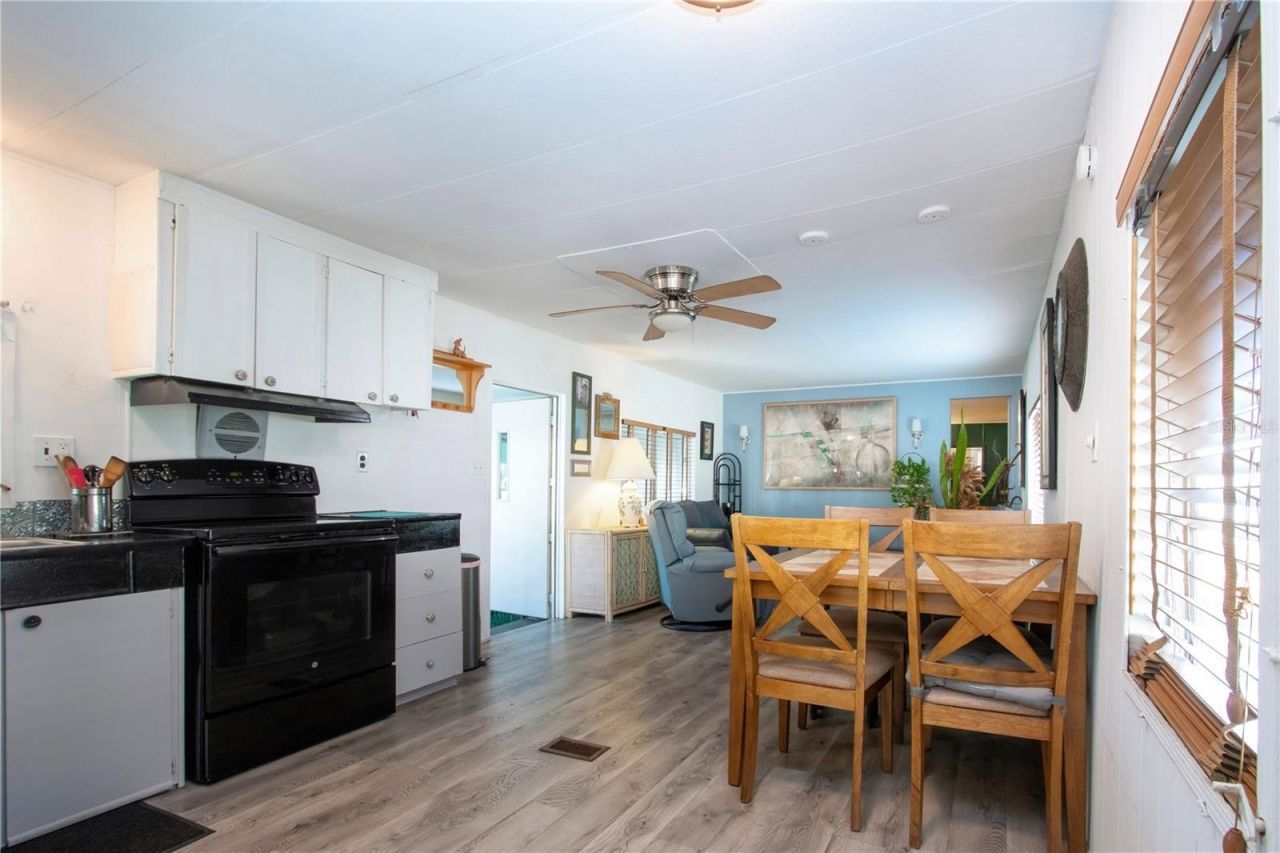 420 49th Street E, Unit 116, Palmetto, FL 34221 Photo