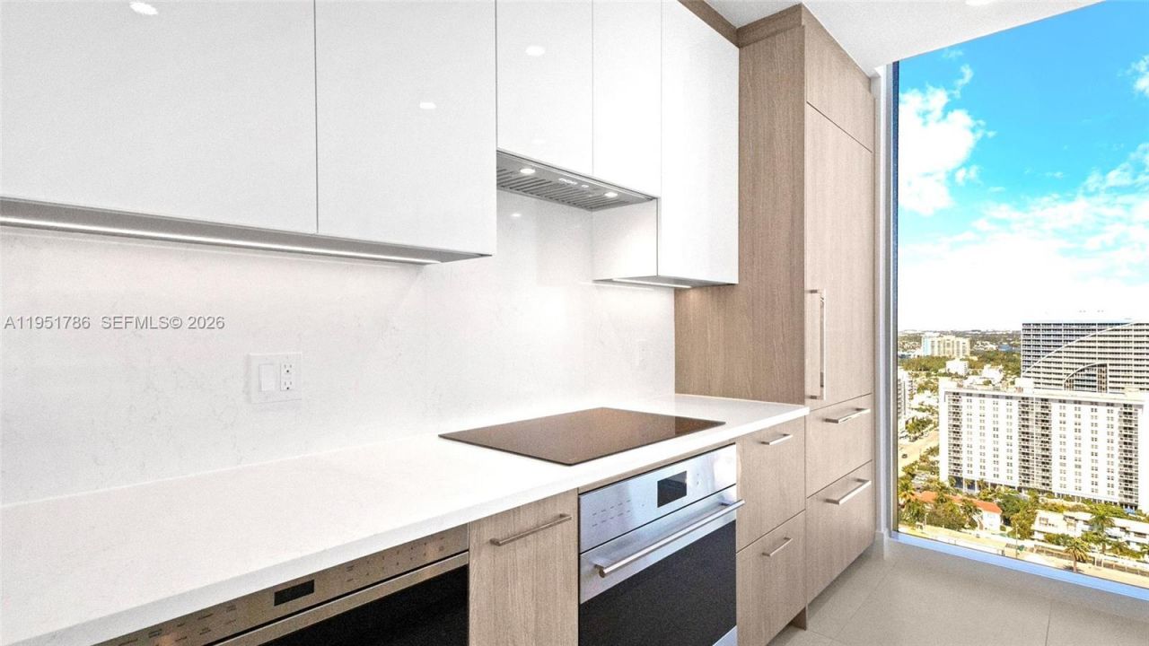 153 N Seabreeze Blvd, Unit 2105-S, Fort Lauderdale, FL 33304 Photo