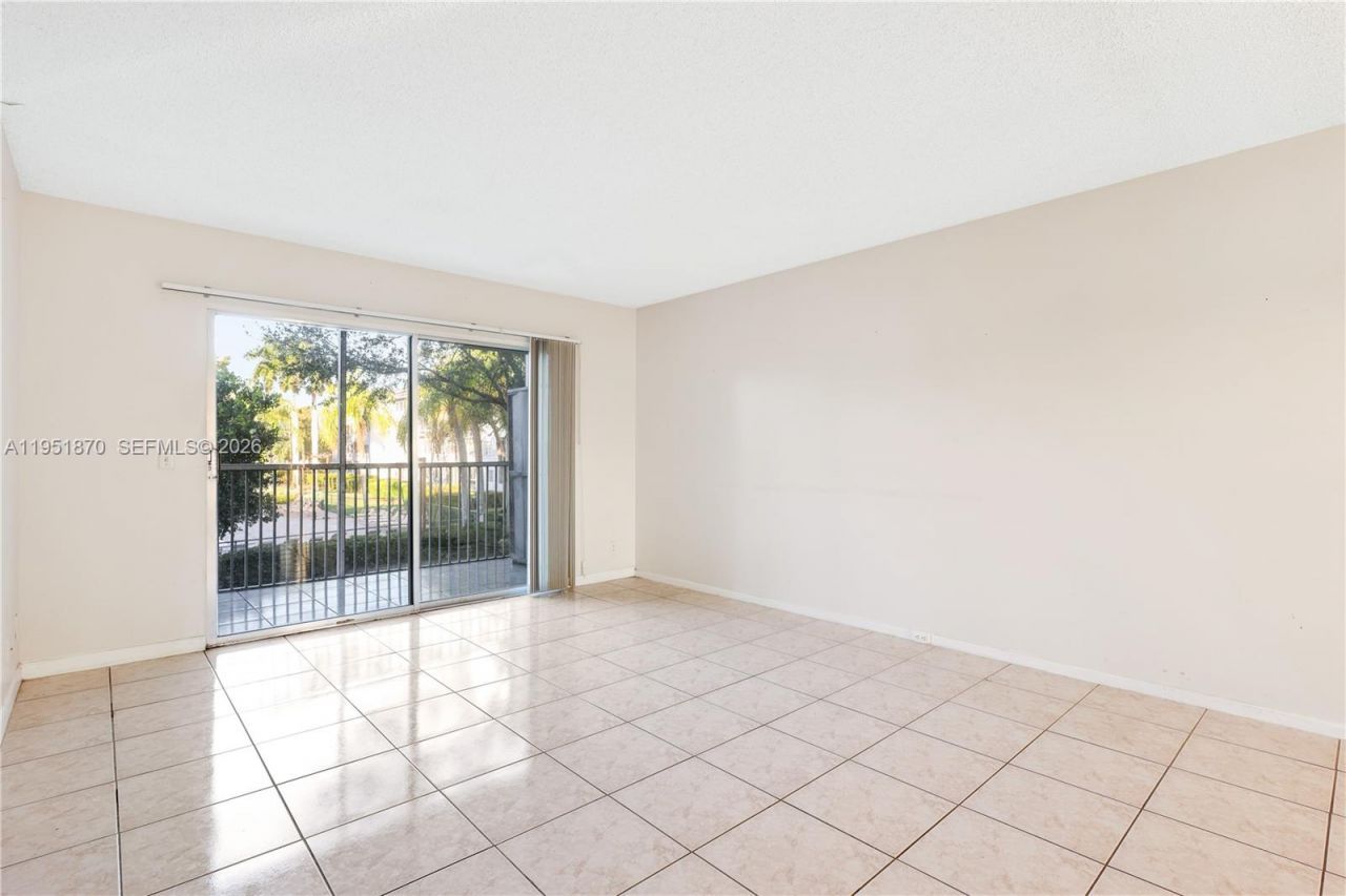 650 SW 124th Ter , Unit 214P, Pembroke Pines, FL 33027 Photo