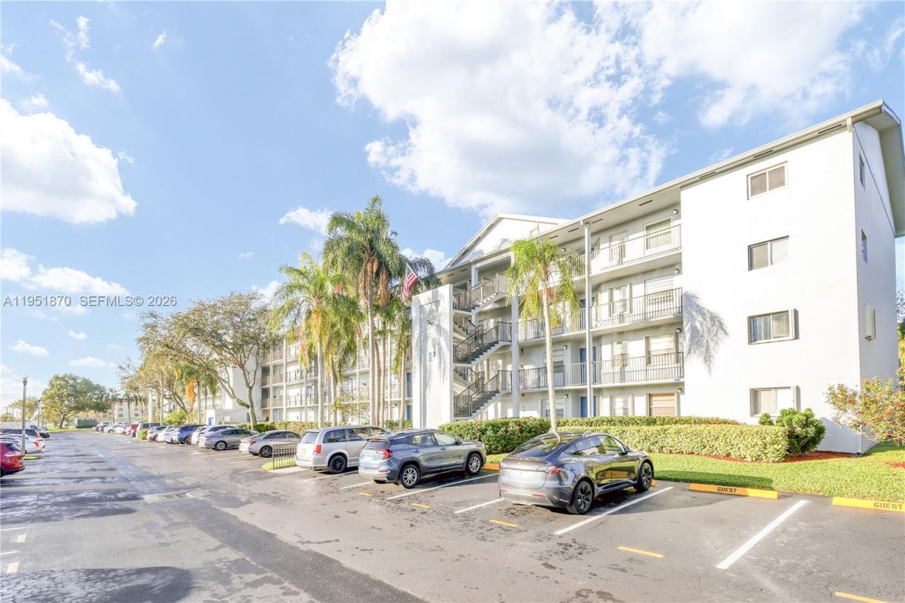 650 SW 124th Ter , Unit 214P, Pembroke Pines, FL 33027 Photo