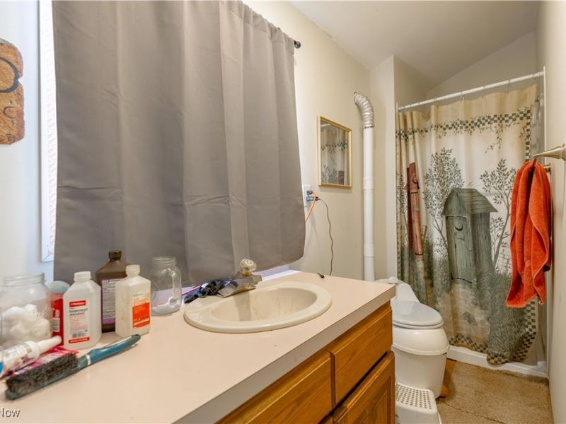 13222 Lexington Avenue NE, Alliance, OH 44601 Photo 23