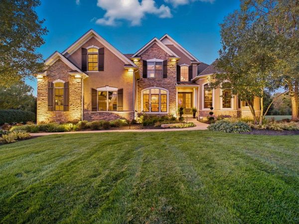 5208 Rosalind Boulevard, Powell, OH 43065