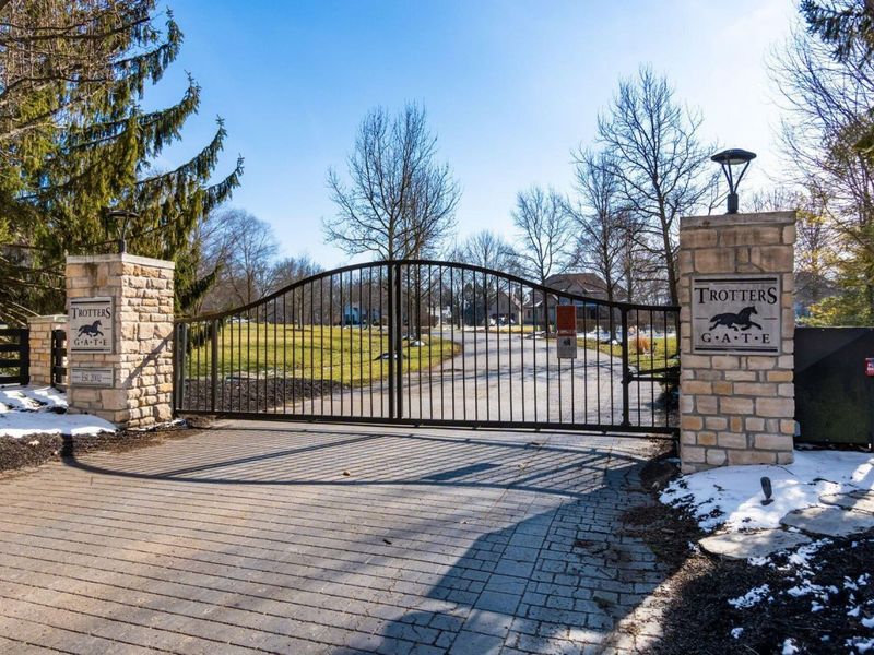 5208 Rosalind Boulevard, Powell, OH 43065 Photo 5