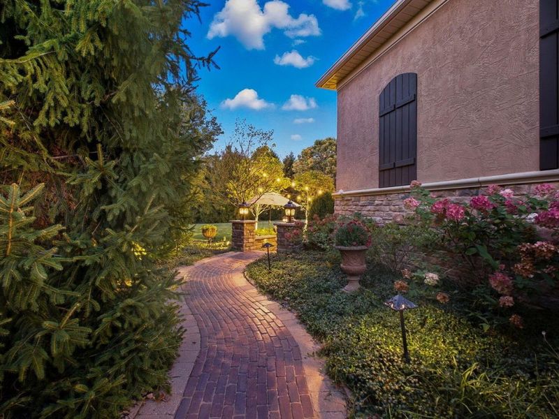 5208 Rosalind Boulevard, Powell, OH 43065 Photo 73