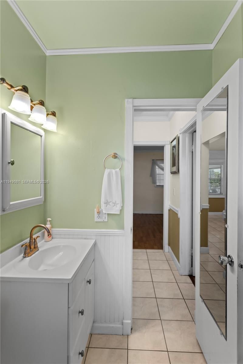 7401 Pines Blvd, Unit 222, Pembroke Pines, FL 33024 Photo