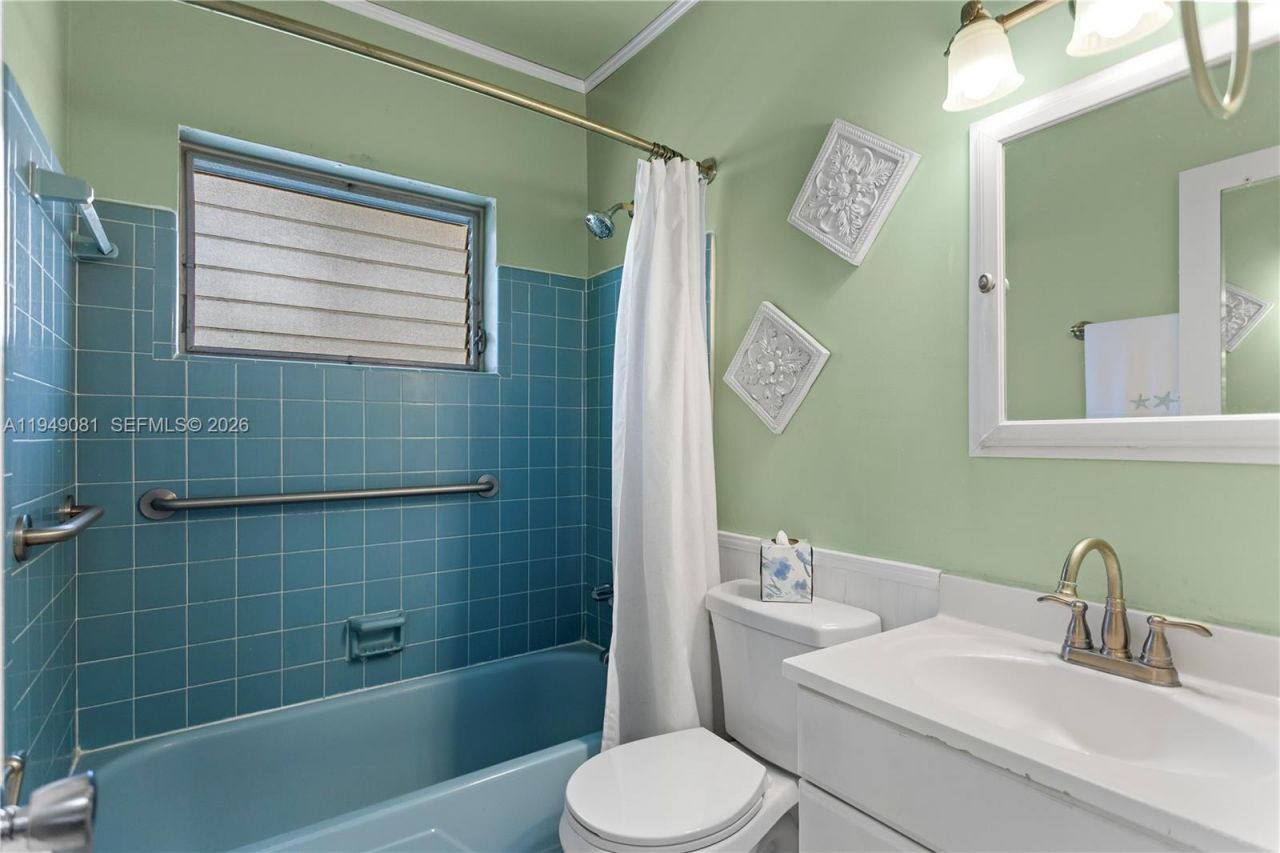 7401 Pines Blvd, Unit 222, Pembroke Pines, FL 33024 Photo