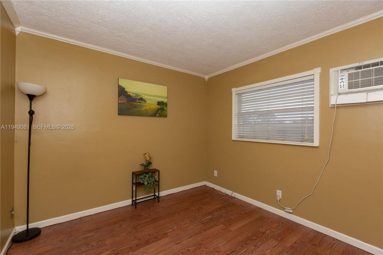 7401 Pines Blvd, Unit 222, Pembroke Pines, FL 33024 Photo