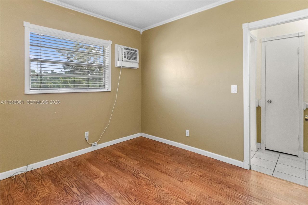 7401 Pines Blvd, Unit 222, Pembroke Pines, FL 33024 Photo