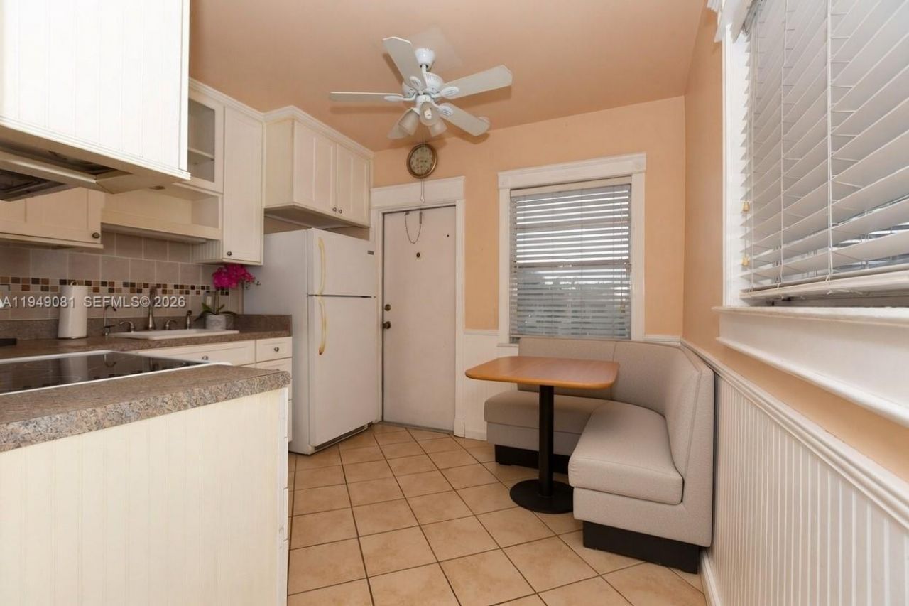 7401 Pines Blvd, Unit 222, Pembroke Pines, FL 33024 Photo