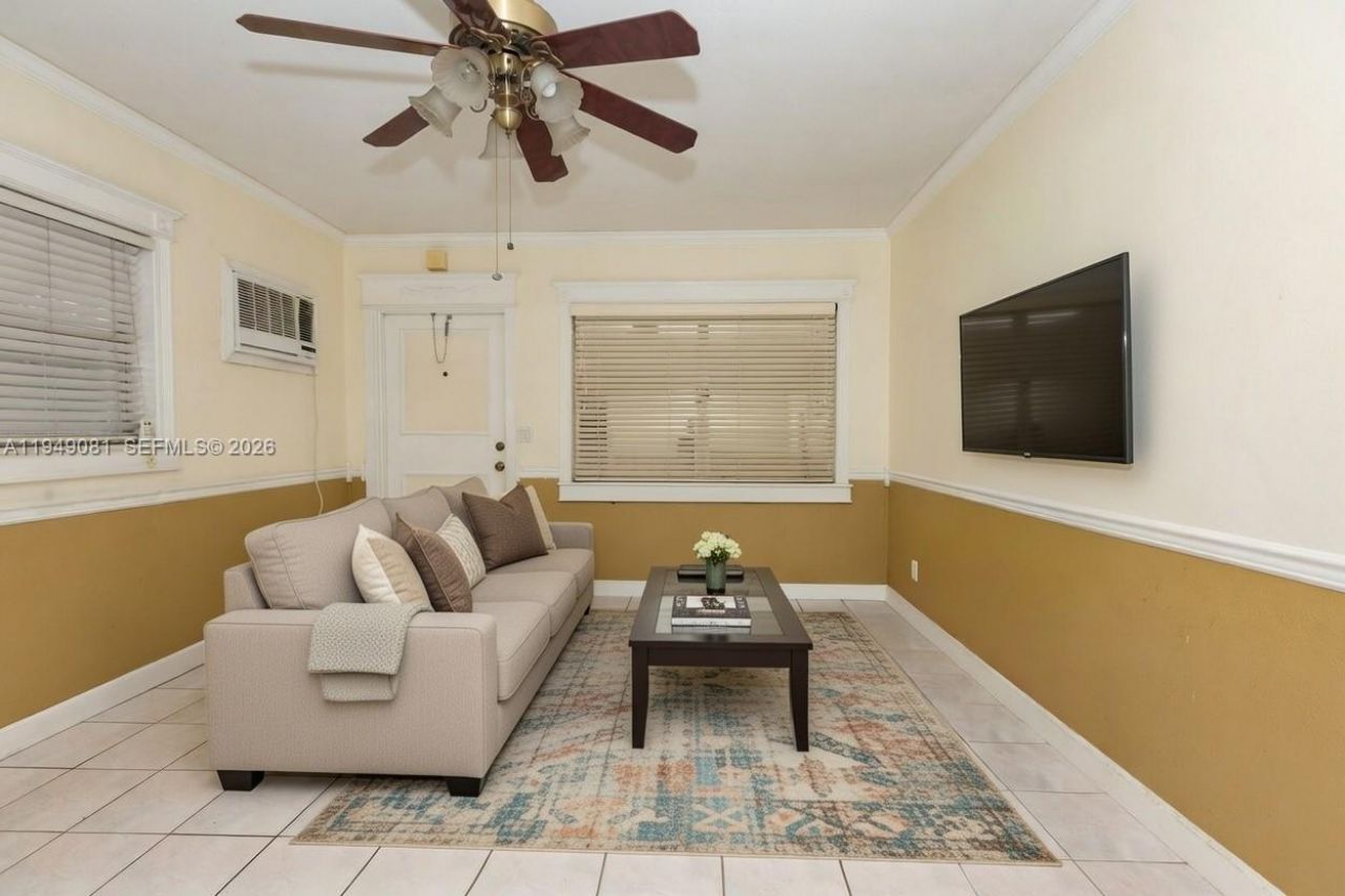 7401 Pines Blvd, Unit 222, Pembroke Pines, FL 33024 Photo