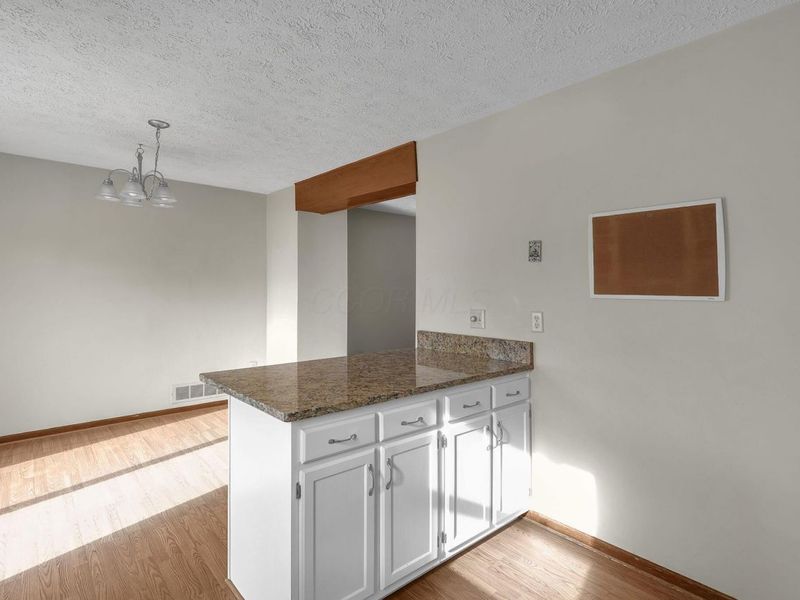 5875 Parkbridge Lane, Dublin, OH 43016 Photo 14