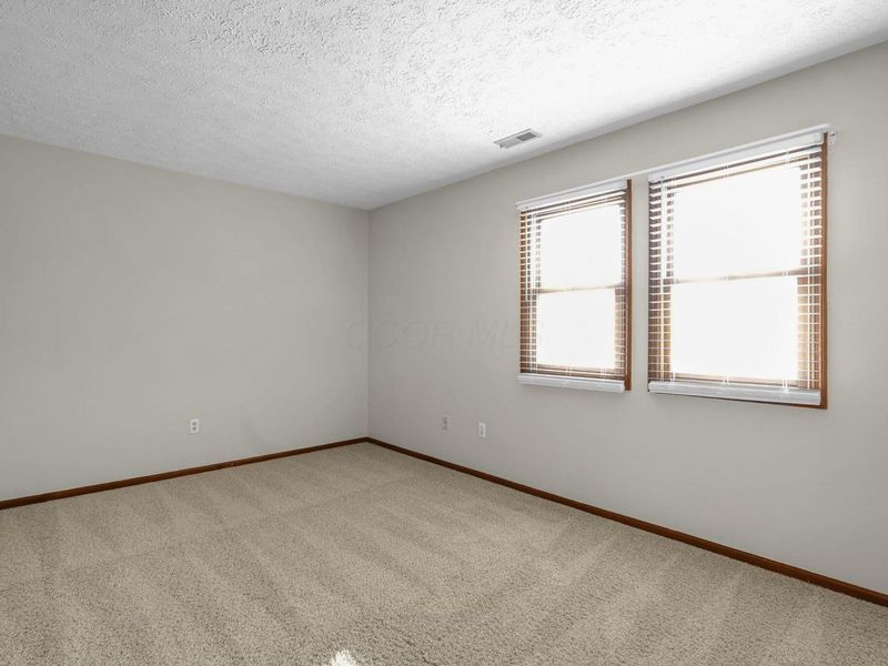 5875 Parkbridge Lane, Dublin, OH 43016 Photo 20