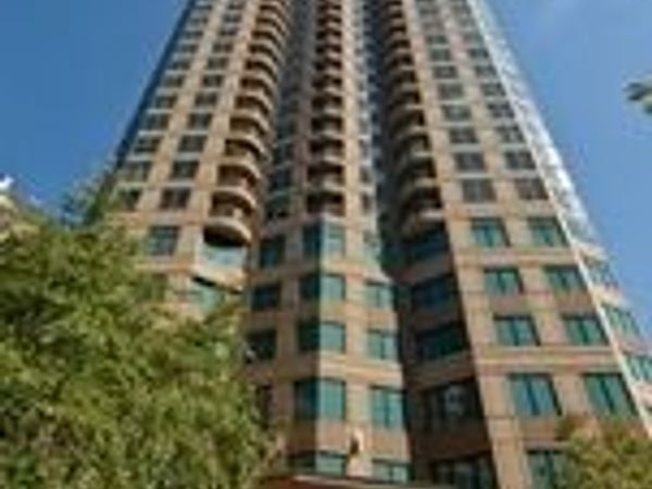 400 N LaSalle Boulevard, Unit 1603, Chicago, IL 60654