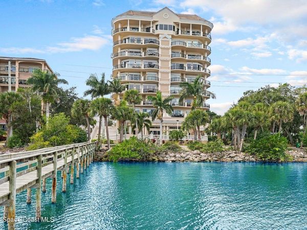 21 Riverside Drive, Unit 902, Cocoa, FL 32922