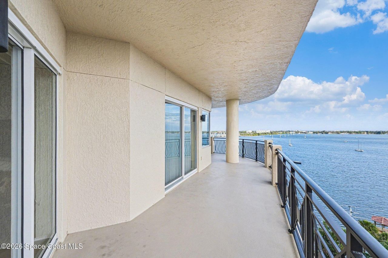 21 Riverside Drive, Unit 902, Cocoa, FL 32922 Photo