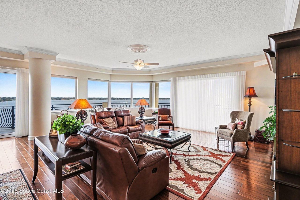 21 Riverside Drive, Unit 902, Cocoa, FL 32922 Photo