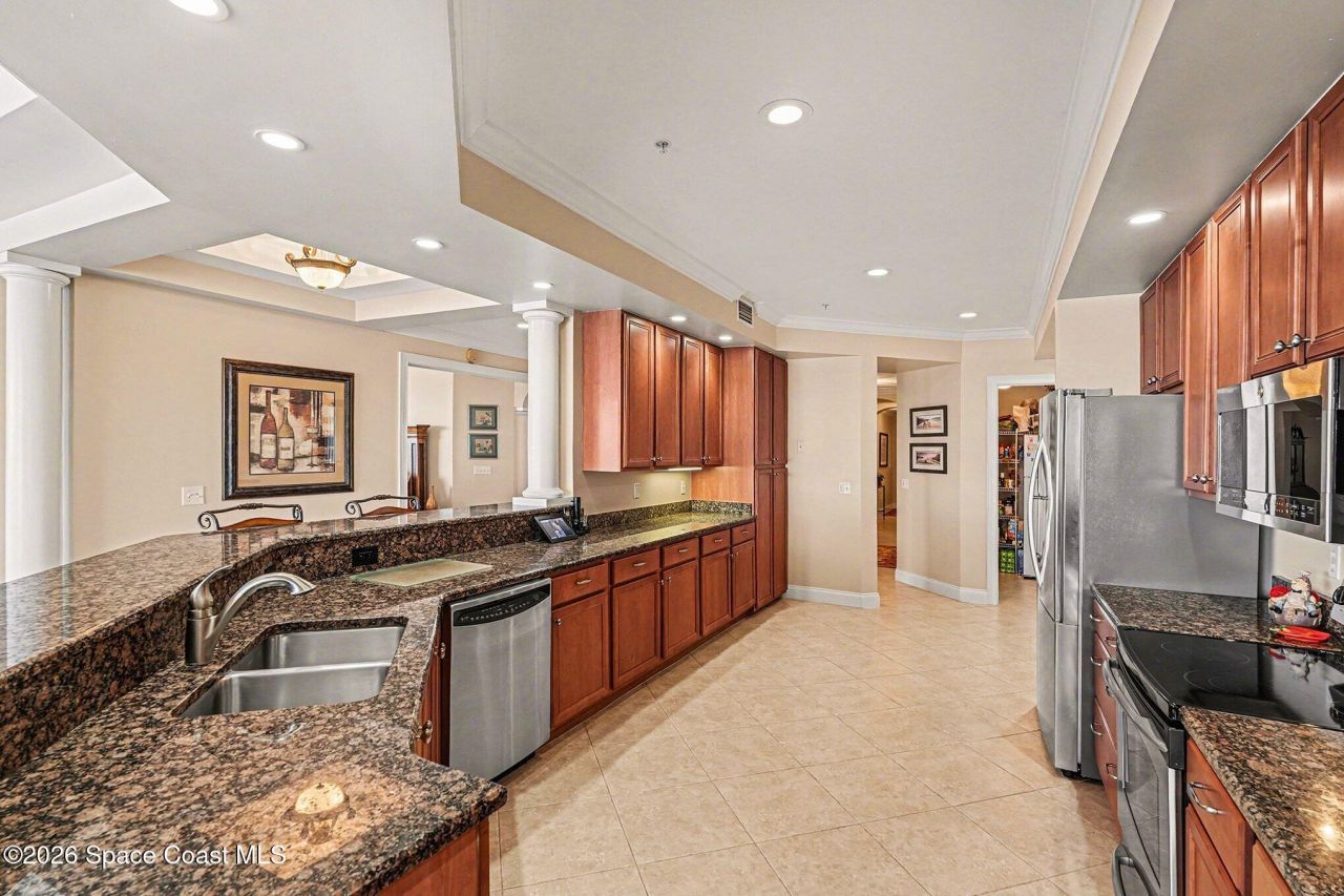 21 Riverside Drive, Unit 902, Cocoa, FL 32922 Photo