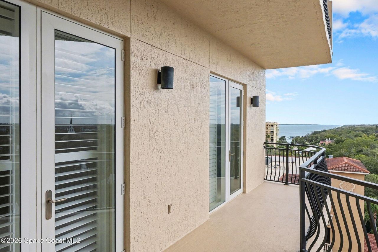 21 Riverside Drive, Unit 902, Cocoa, FL 32922 Photo