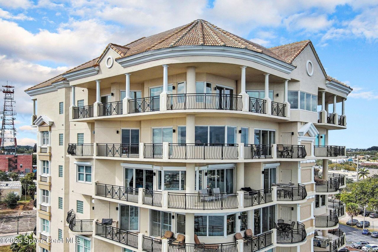 21 Riverside Drive, Unit 902, Cocoa, FL 32922 Photo