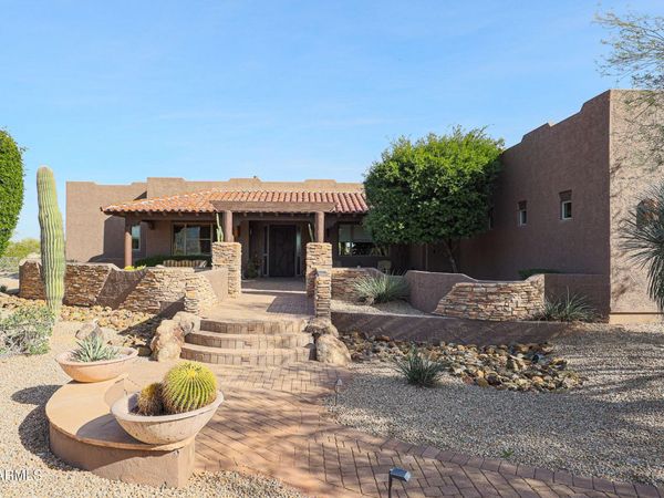 8611 N 193RD Drive, Waddell, AZ 85355