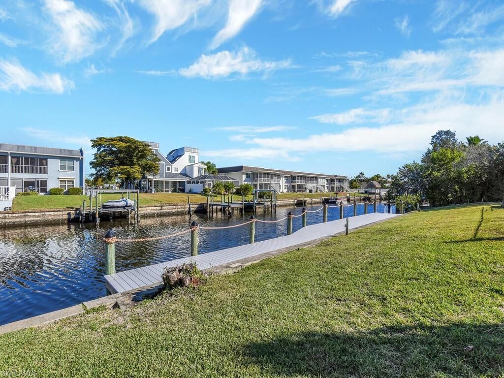 1027 SE 46th Ln, Unit 2A, Cape Coral, FL 33904 Photo