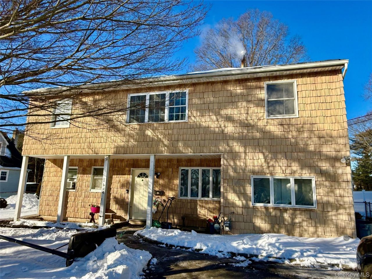 1644 N Gardiner Drive, Bay Shore, NY 11706 Main Photo
