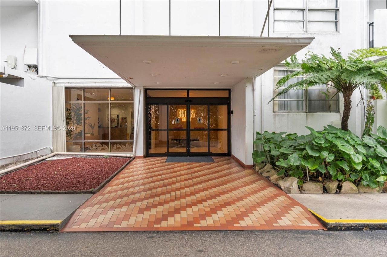 2780 NE 183rd St, Unit 1414, Aventura, FL 33160 Photo