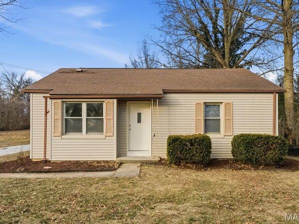 105 Ross Lane, Belleville, IL 62220