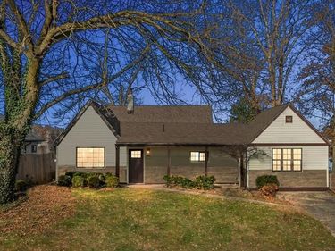 9492 Roundlake Boulevard, White Lake Twp, MI 48386