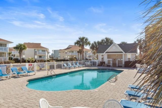 300 Shorehaven Dr. Photo 32