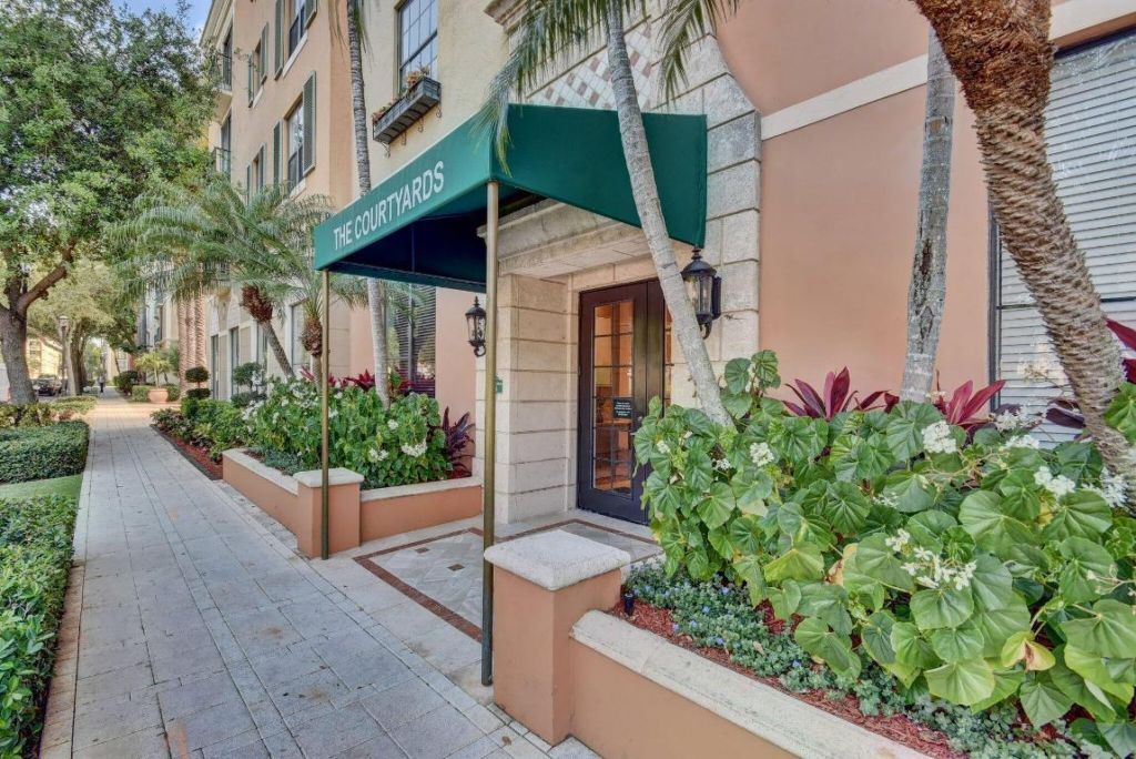 720 S Sapodilla Avenue, Unit 303, West Palm Beach, FL 33401 Photo