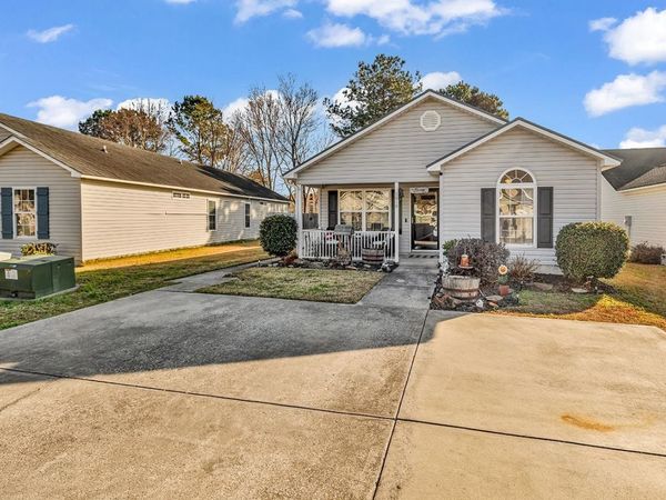 1010 Autumn Dr., Murrells Inlet, SC 29576