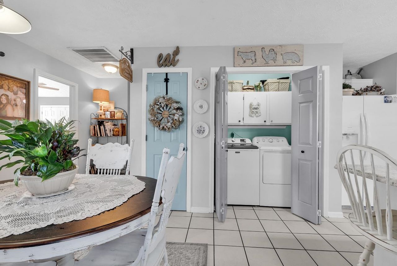 1010 Autumn Dr. Photo 21