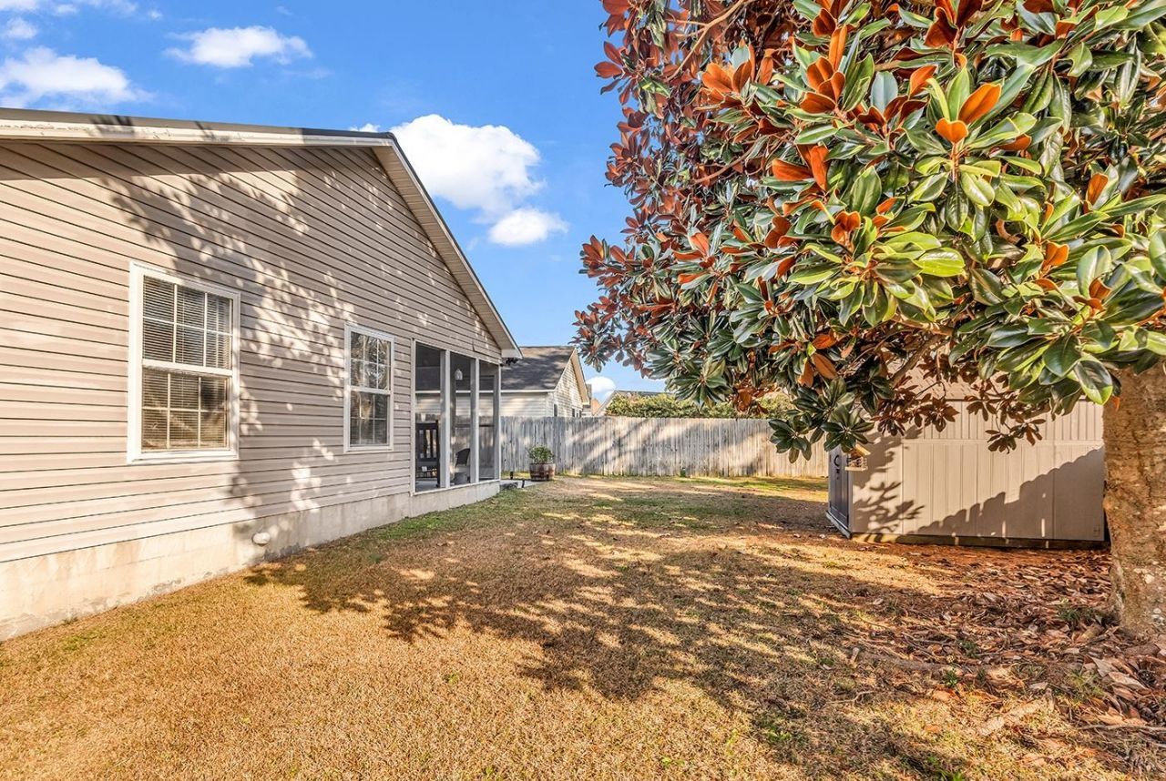 1010 Autumn Dr. Photo 4