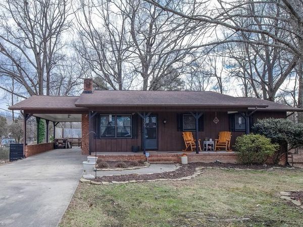 305 Carter Drive, Thomasville, NC 27360