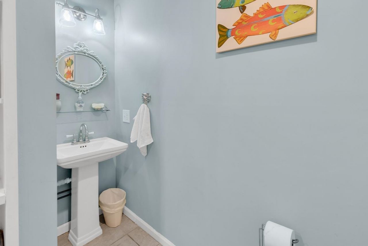 724 Juniper Dr. Photo 16