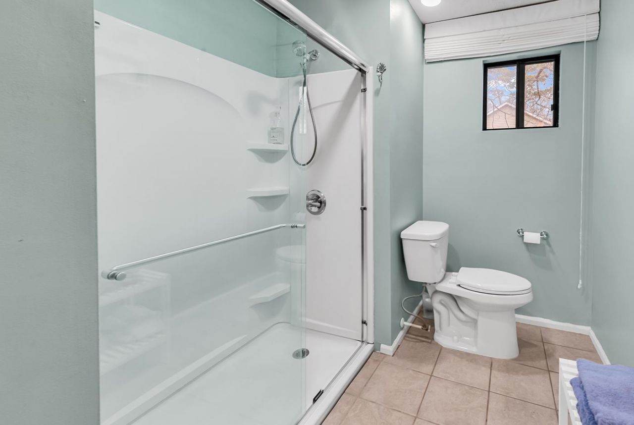 724 Juniper Dr. Photo 21