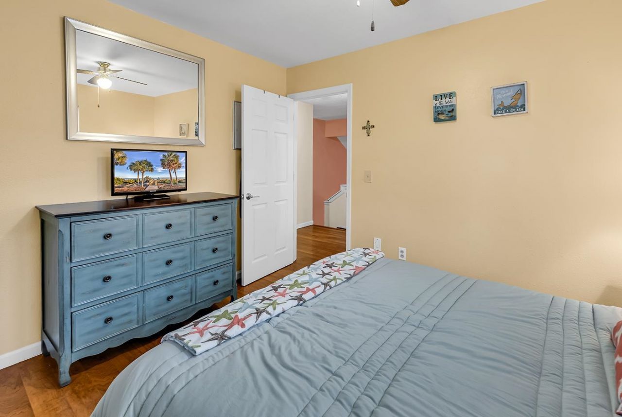 724 Juniper Dr. Photo 24