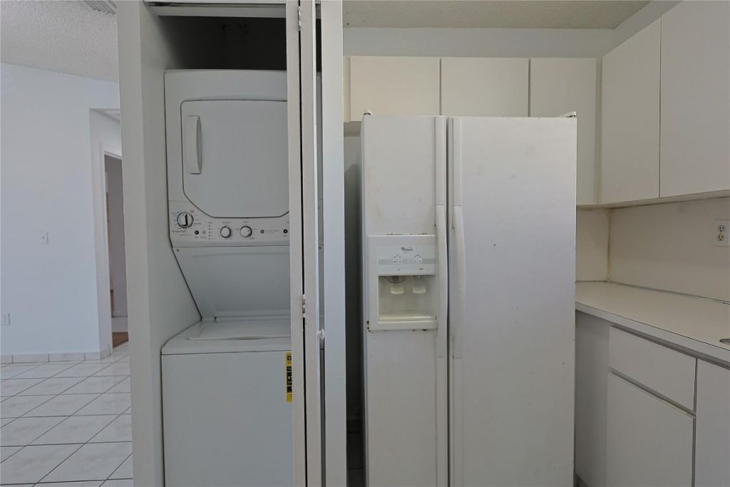 3250 W 70th Street, Unit 202, Hialeah, FL 33018 Photo