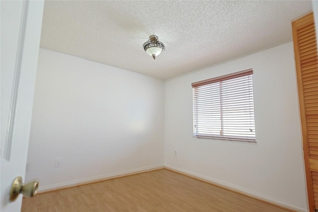 3250 W 70th Street, Unit 202, Hialeah, FL 33018 Photo