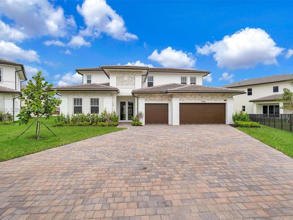 4422 SW 122nd Way, Davie, FL 33330